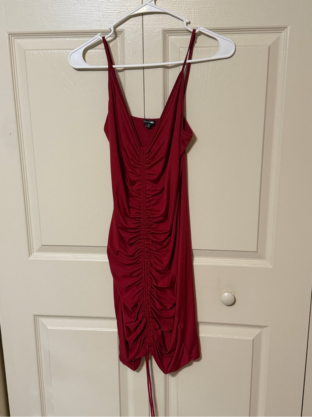 Express Ruched Mini Dress in Burgundy Red